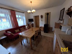 Prodej rodinného domu, Bělá pod Bezdězem, Táborová, 2050 m2