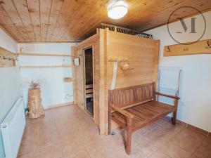 Prodej chalupy, Volary, 240 m2