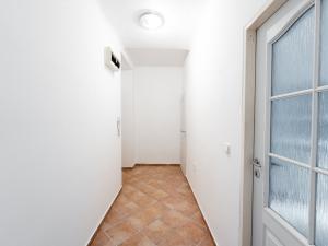 Pronájem bytu 2+1, Praha - Karlín, Pernerova, 43 m2