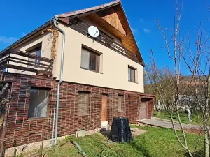 Prodej rodinného domu, Lomnička, 300 m2