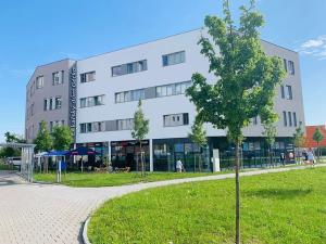 Pronájem obchodního prostoru, České Budějovice, České Vrbné, 40 m2