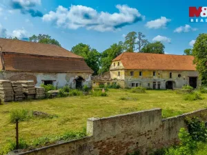 Prodej historického objektu, Zvoleněves, 5000 m2