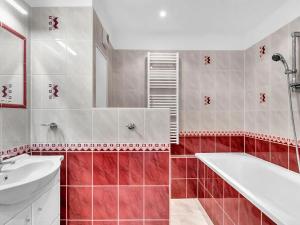 Pronájem bytu 1+1, Trutnov, Fialková, 34 m2