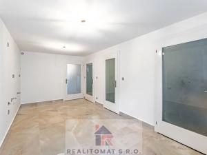 Prodej rodinného domu, Praha - Komořany, Pod lesem, 175 m2