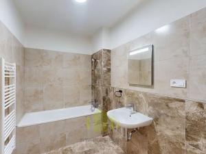 Pronájem bytu 2+kk, Olomouc, Janského, 55 m2