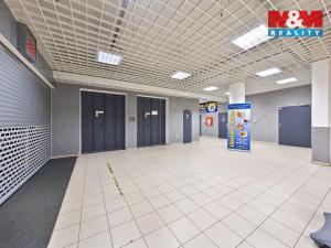 Pronájem obchodního prostoru, Děčín - Děčín IV-Podmokly, Plzeňská, 27 m2