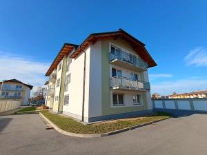 Prodej bytu 2+kk, Trhové Sviny, Za Pilou, 46 m2