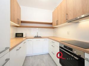 Pronájem bytu 2+kk, Praha, Remízková, 53 m2