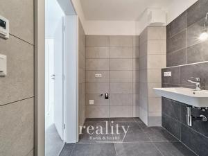 Pronájem bytu 2+kk, Znojmo, Hrušňová, 60 m2