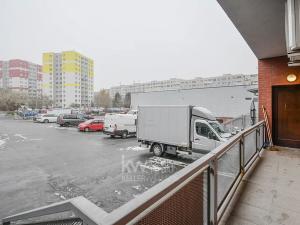 Pronájem obchodního prostoru, Praha - Hlubočepy, Tilleho náměstí, 176 m2