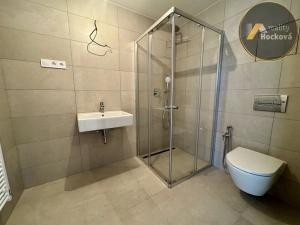 Prodej bytu 2+kk, Kladno, Ke křížku, 46 m2