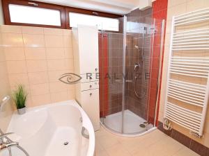 Pronájem bytu 3+kk, České Budějovice, Pasovská, 84 m2