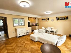 Prodej bytu 3+1, Praha - Holešovice, Ortenovo náměstí, 90 m2