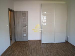 Pronájem bytu 2+1, Chomutov, Vrchlického, 55 m2