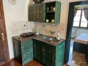 Pronájem bytu 1+1, Praha - Dolní Počernice, Úpická, 32 m2