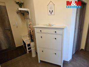 Pronájem bytu 2+kk, Smiřice, Nádražní, 56 m2