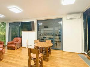 Pronájem bytu 2+kk, Praha - Podolí, 75 m2