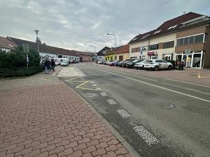 Pronájem bytu 2+kk, Brno - Žebětín, Křivánkovo náměstí, 50 m2