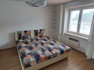 Prodej bytu 2+1, Meziměstí, Tovární, 66 m2