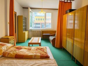 Prodej bytu 2+1, Chrudim - Chrudim III, Škroupova, 64 m2