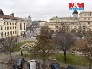 Pronájem bytu 3+1, Pardubice - Zelené Předměstí, Smetanovo náměstí, 140 m2