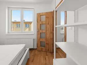 Pronájem bytu 2+kk, Klecany, V Honech, 36 m2