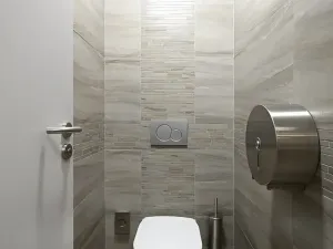 Pronájem kanceláře, Praha - Vinohrady, Šafaříkova, 32 m2