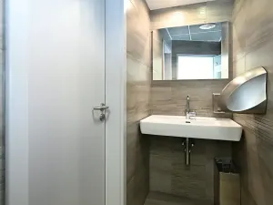 Pronájem kanceláře, Praha - Vinohrady, Šafaříkova, 29 m2