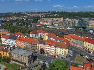 Prodej obchodního prostoru, Praha - Vysočany, Novovysočanská, 222 m2