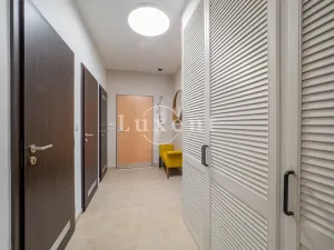 Pronájem bytu 2+kk, Praha, Formanská, 68 m2