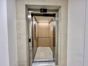 Pronájem bytu 2+kk, Praha - Hlubočepy, Benešova, 48 m2