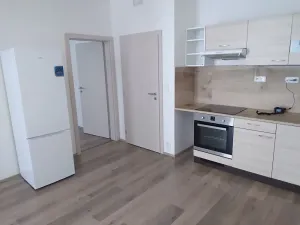 Prodej kanceláře, Praha - Vysočany, Čerpadlová, 57 m2