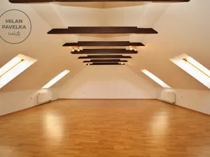 Pronájem rodinného domu, Březina, 285 m2