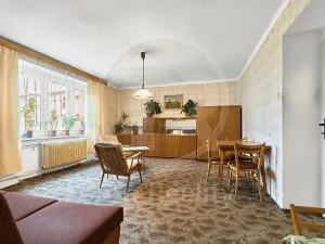 Prodej bytu 2+1, Ostrov, Krušnohorská, 68 m2