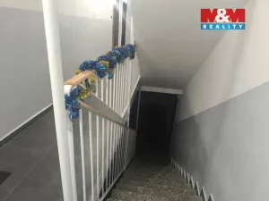 Pronájem bytu 1+kk, Ústí nad Labem - Krásné Březno, Žežická, 30 m2