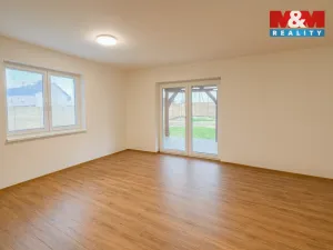 Pronájem rodinného domu, Měník, 150 m2