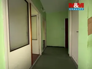 Prodej bytu 3+1, Chomutov, Kundratická, 70 m2