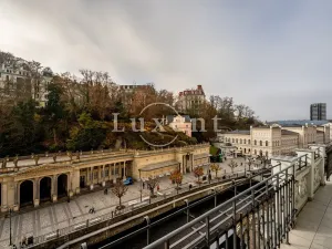 Prodej bytu 4+kk, Karlovy Vary, Vřídelní, 162 m2