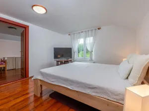 Prodej rodinného domu, Loučovice, 361 m2