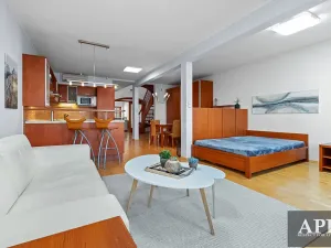 Prodej obchodního prostoru, Uherský Brod, Masarykovo nám., 275 m2