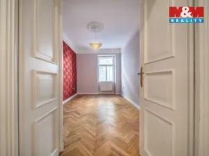 Prodej bytu 1+kk, Praha - Žižkov, Husitská, 29 m2