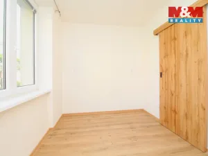 Pronájem bytu 1+1, Týniště nad Orlicí, Družstevní, 39 m2