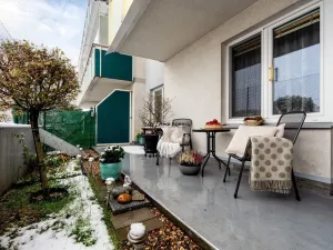 Prodej bytu 2+kk, Praha - Vinoř, Českodubská, 63 m2