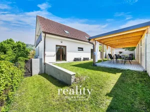 Prodej vícegeneračního domu, Perná, 205 m2