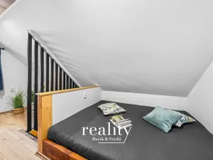 Prodej rodinného domu, Perná, 205 m2