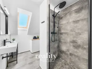 Prodej rodinného domu, Perná, 205 m2