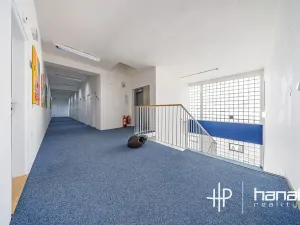 Pronájem kanceláře, Olomouc, Karolíny Světlé, 200 m2