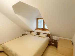 Pronájem rodinného domu, Praha, 145 m2