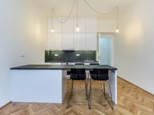 Prodej bytu 2+kk, Praha - Vršovice, Na spojce, 55 m2