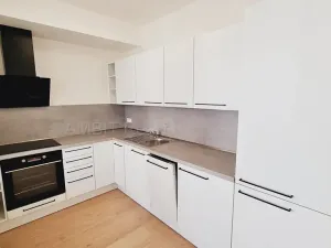 Pronájem bytu 1+kk, Praha - Hlubočepy, Ondrákové, 35 m2
